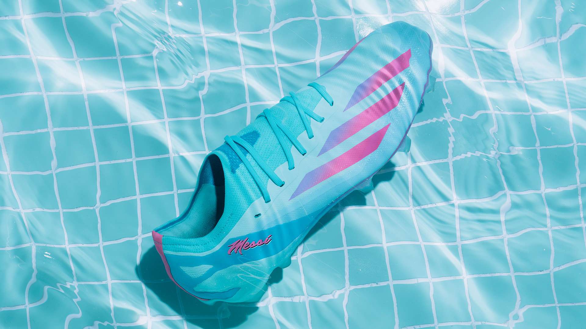 次亮相是在 次亮相是在