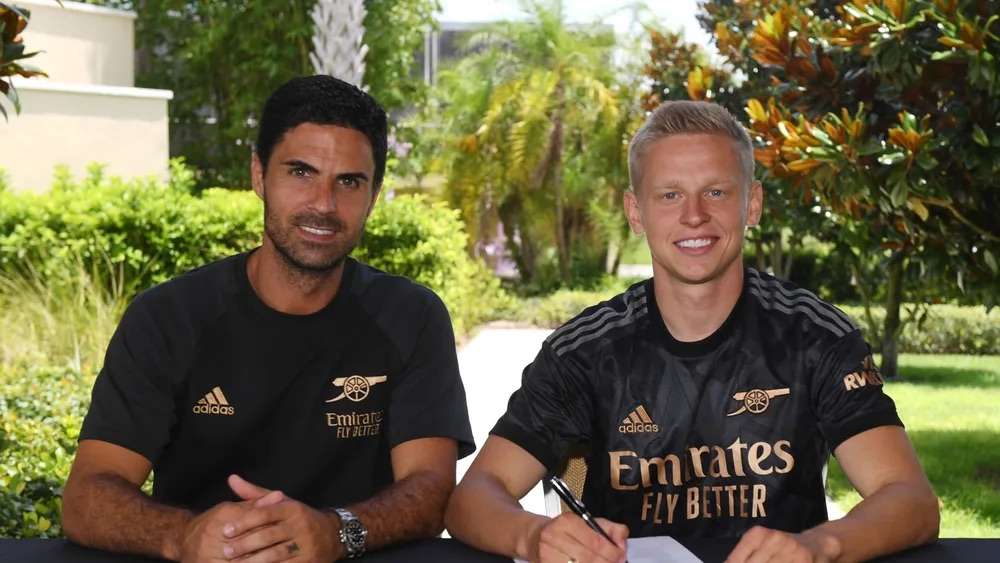 通过独特的 通过独特的