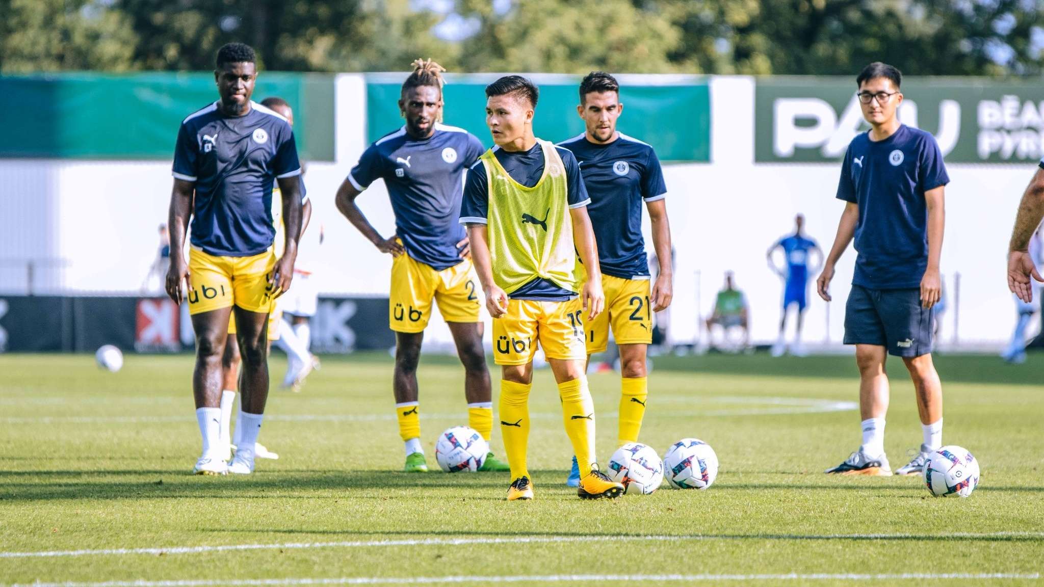 更是比赛的 更是比赛的